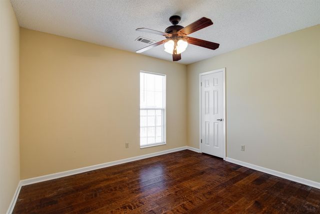 5818 BOBBITT DR, Bartlett, TN 38134