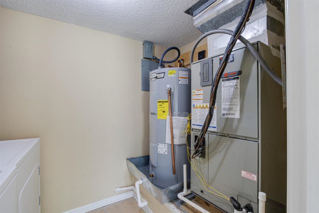 5818 BOBBITT DR, Bartlett, TN 38134