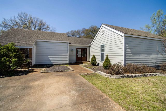 5818 BOBBITT DR, Bartlett, TN 38134