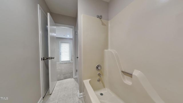 933 Creek Side, Fayetteville, NC 28303