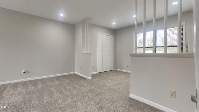 933 Creek Side, Fayetteville, NC 28303