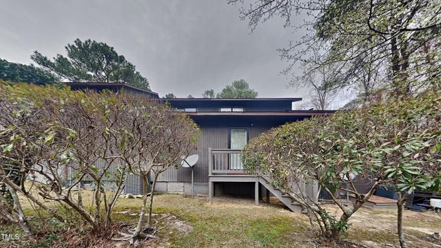 933 Creek Side, Fayetteville, NC 28303