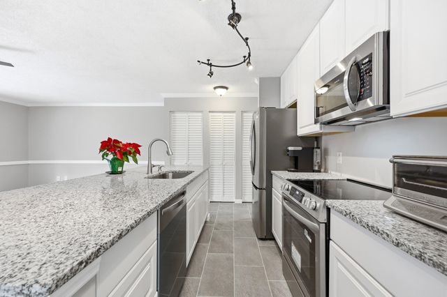 4338 Spa Dr Apt 703, Little River, SC 29566