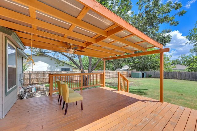 607 Garden Path CV, Round Rock, TX 78664
