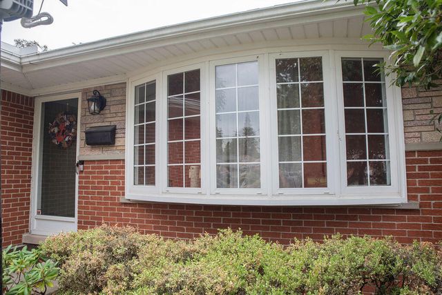 8905 Seminole, Redford, MI 48239