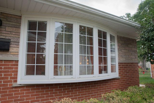 8905 Seminole, Redford, MI 48239