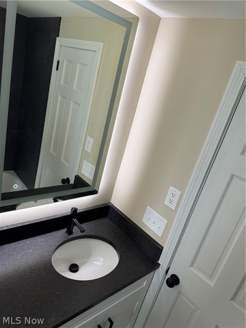 565 Irving Park Boulevard, Sheffield Lake, OH 44054