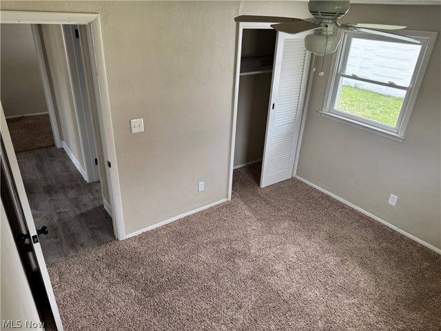 565 Irving Park Boulevard, Sheffield Lake, OH 44054