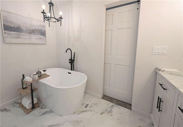 9760 Loblolly Lane, Roswell, GA 30075