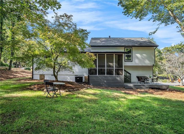 9760 Loblolly Lane, Roswell, GA 30075