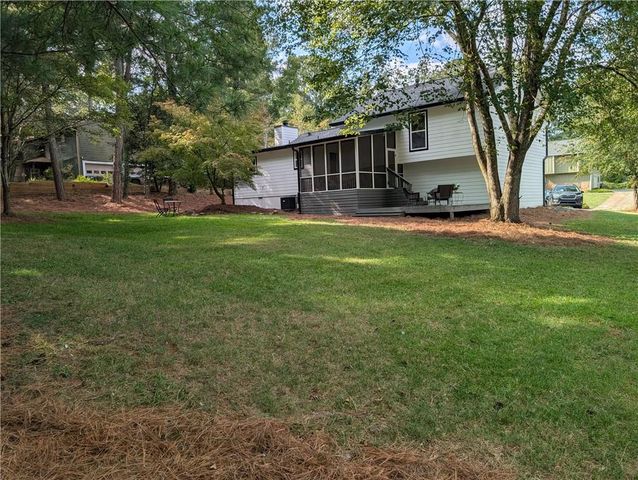 9760 Loblolly Lane, Roswell, GA 30075