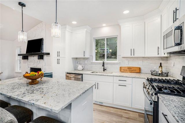 9760 Loblolly Lane, Roswell, GA 30075