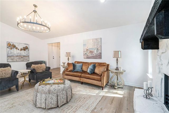 9760 Loblolly Lane, Roswell, GA 30075