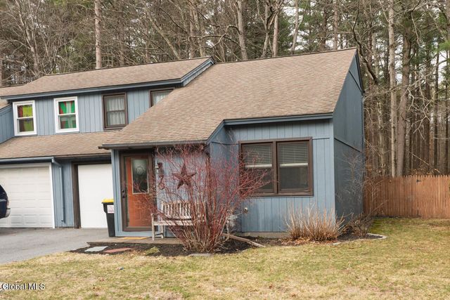 70 Pepperbush Place, Ballston Spa, NY 12020