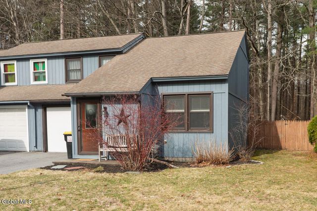 70 Pepperbush Place, Ballston Spa, NY 12020