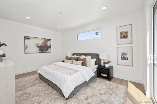 2861 59 Burgener, San Diego, CA 92110