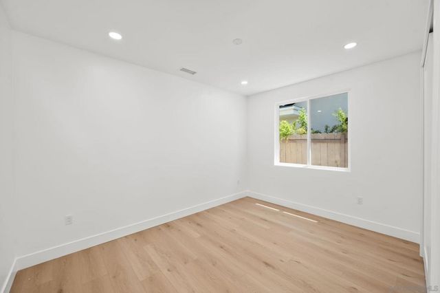 2861 59 Burgener, San Diego, CA 92110