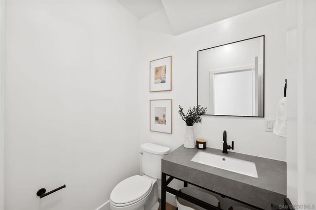 2861 59 Burgener, San Diego, CA 92110