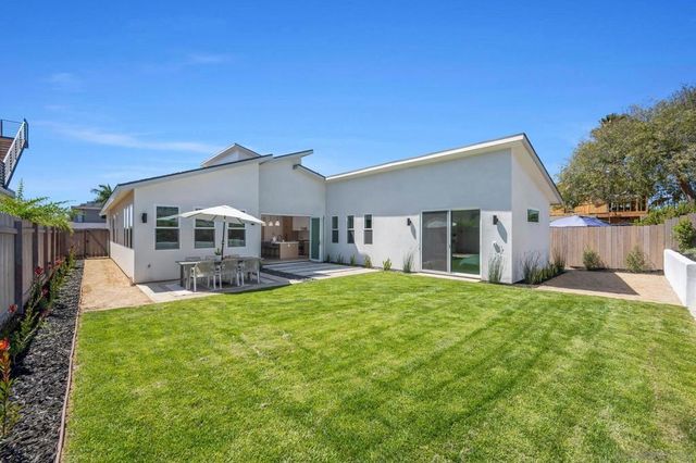 2861 59 Burgener, San Diego, CA 92110