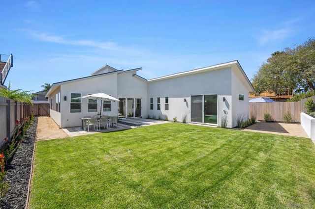 2861 59 Burgener, San Diego, CA 92110