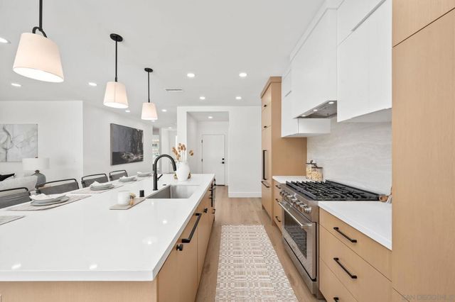 2861 59 Burgener, San Diego, CA 92110
