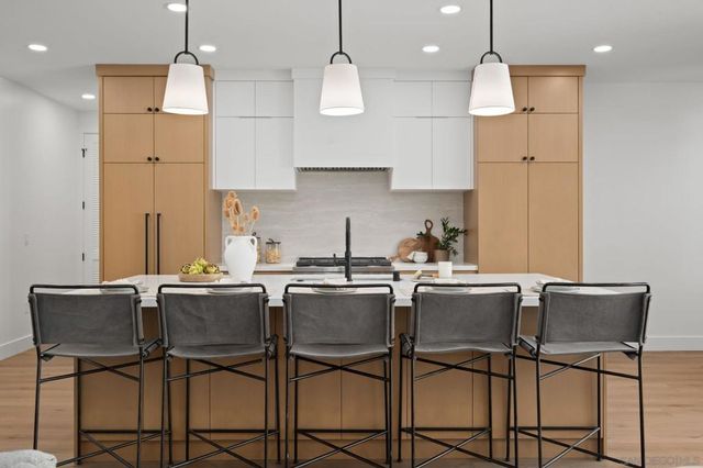 2861 59 Burgener, San Diego, CA 92110