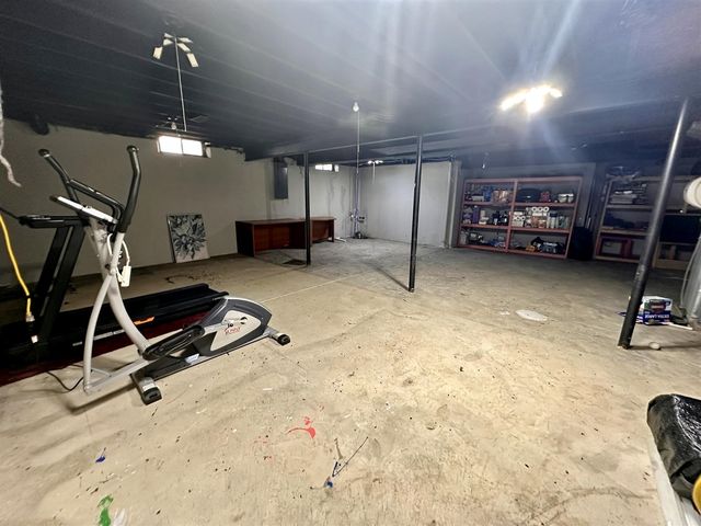 2101 Stonebridge Way, Canton, MI 48188