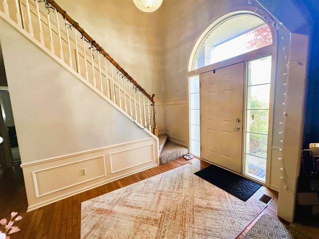 2101 Stonebridge Way, Canton, MI 48188