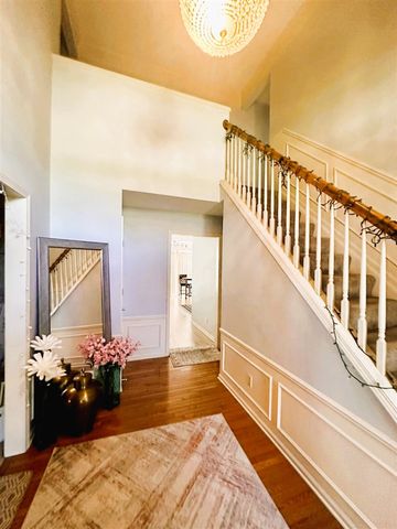2101 Stonebridge Way, Canton, MI 48188