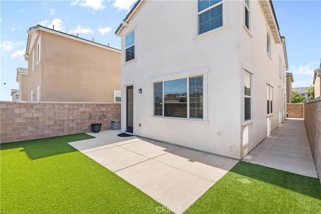 16736 Petrus Lane, Fontana, CA 92336
