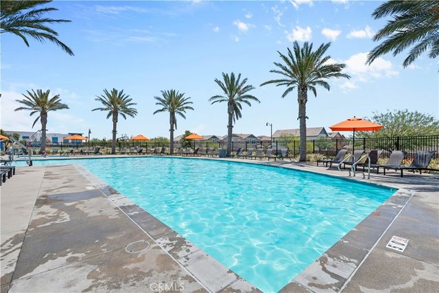 16736 Petrus Lane, Fontana, CA 92336