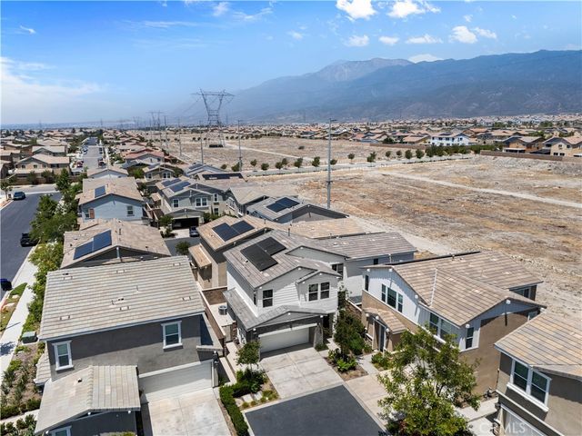 16736 Petrus Lane, Fontana, CA 92336