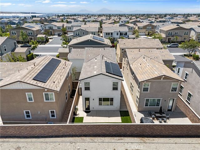 16736 Petrus Lane, Fontana, CA 92336