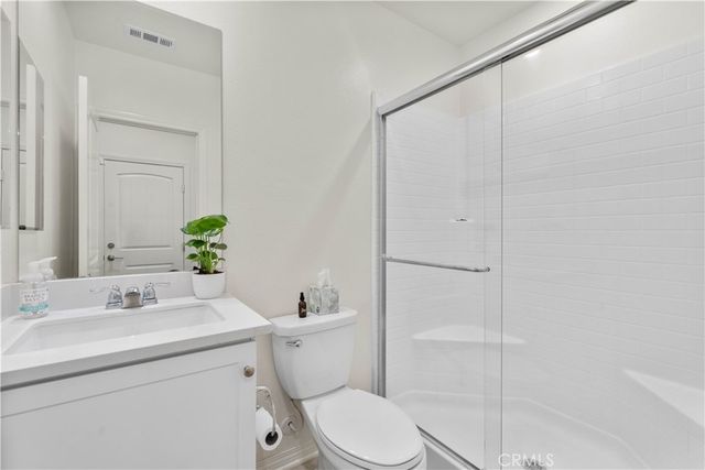 16736 Petrus Lane, Fontana, CA 92336