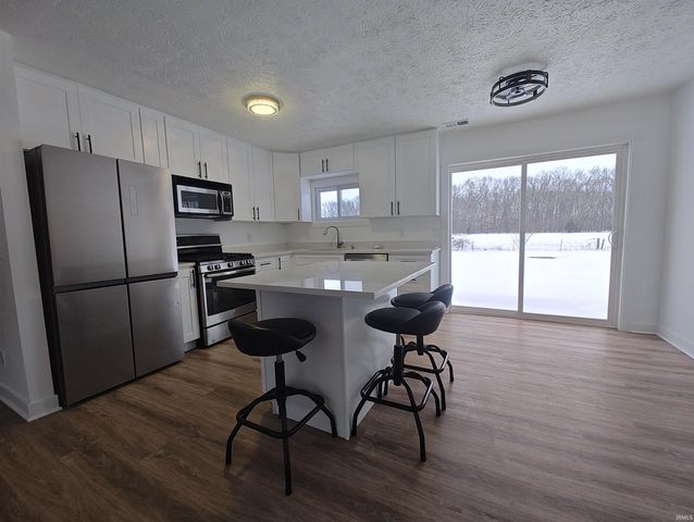 7180 E 25 North, Knox, IN 46534