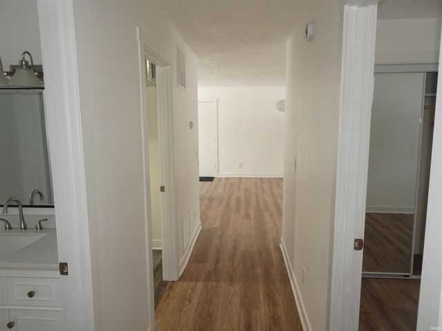 7180 E 25 North, Knox, IN 46534