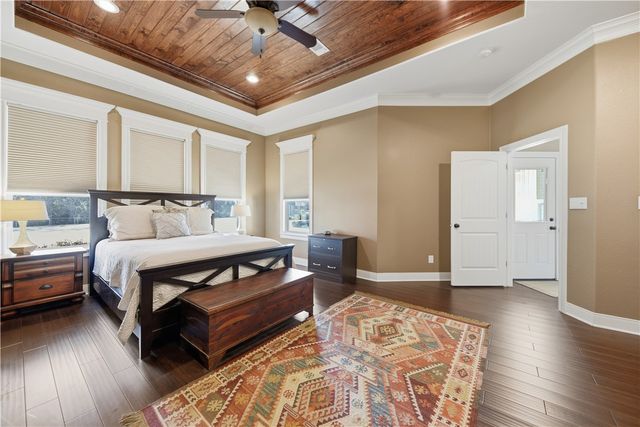 110 Windy Acres Road, Brenham, TX 77833