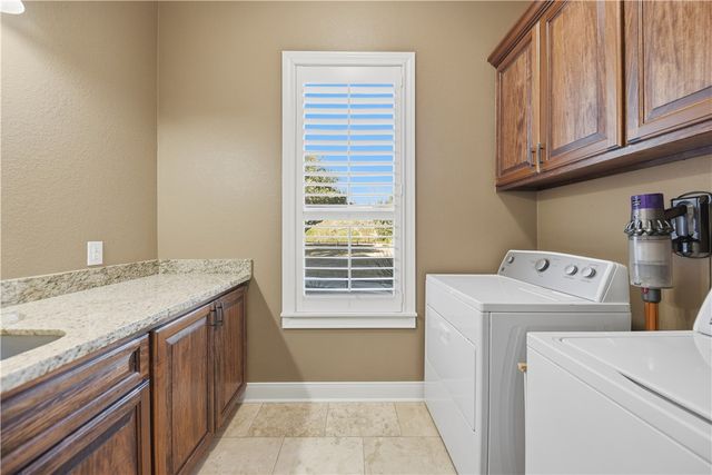 110 Windy Acres Road, Brenham, TX 77833