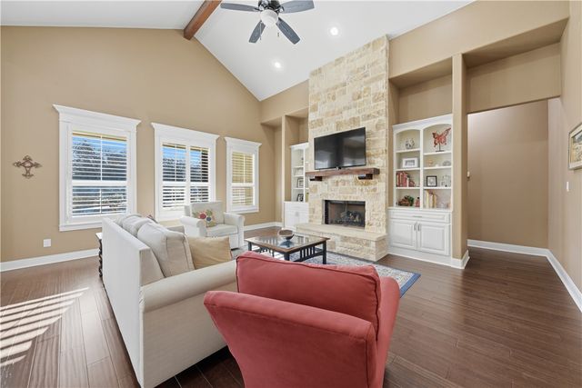 110 Windy Acres Road, Brenham, TX 77833