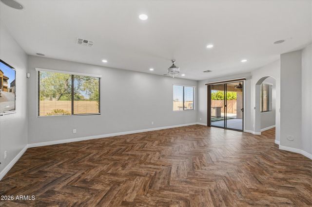 23306 N 40TH Place, Phoenix, AZ 85050