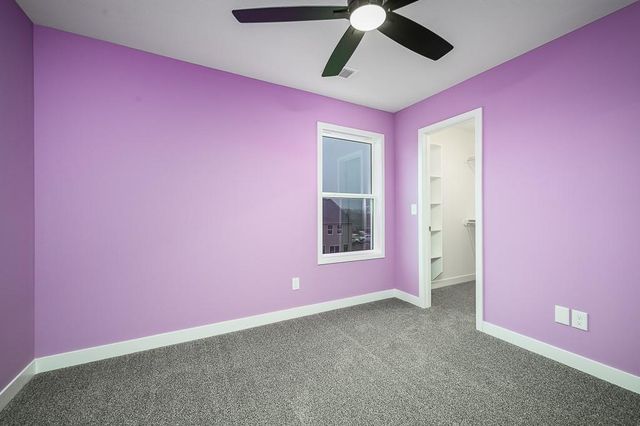 1528 N 157th Lane, Basehor, KS 66007