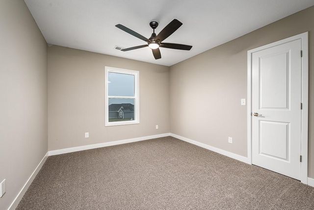 1528 N 157th Lane, Basehor, KS 66007