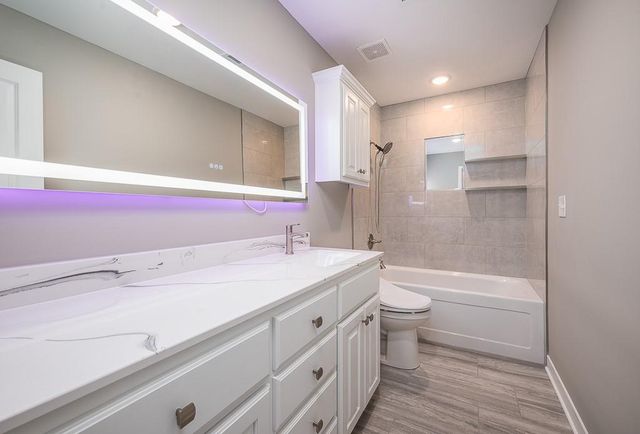1528 N 157th Lane, Basehor, KS 66007