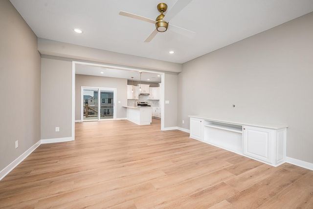 1528 N 157th Lane, Basehor, KS 66007