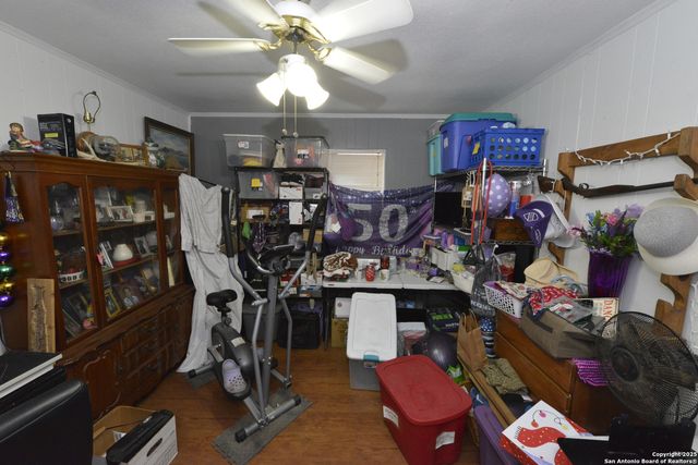 207 Hackberry, Bandera, TX 78003