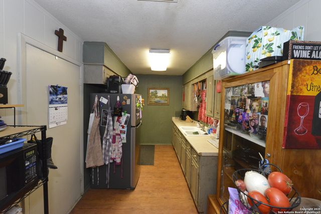 207 Hackberry, Bandera, TX 78003