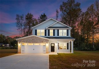 1610 Oak Street, Charlotte, NC 28269