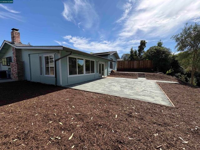837 Marie Ave, Martinez, CA 94553