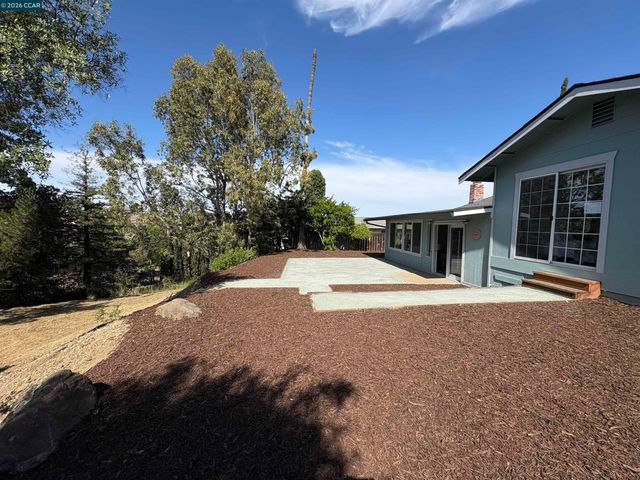 837 Marie Ave, Martinez, CA 94553