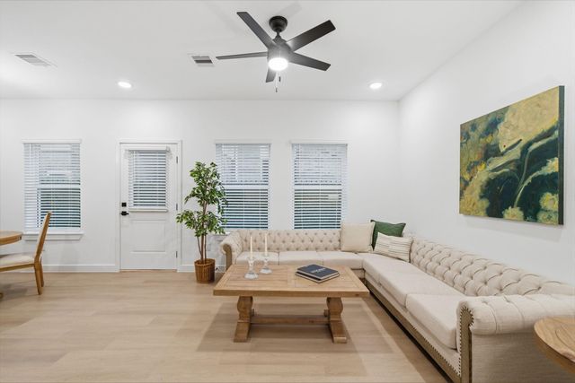 11621 Waldemar Drive, Houston, TX 77077